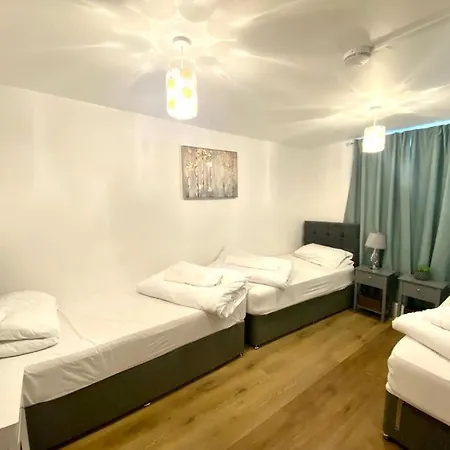 Suite, 3 Single Beds Апартаменти *