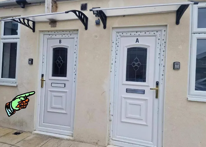 Suite, 3 Single Beds Daire Bristol