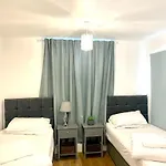 Апартаменти Suite, 3 Single Beds