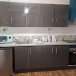 Апартаменти Suite, 3 Single Beds Бристоль