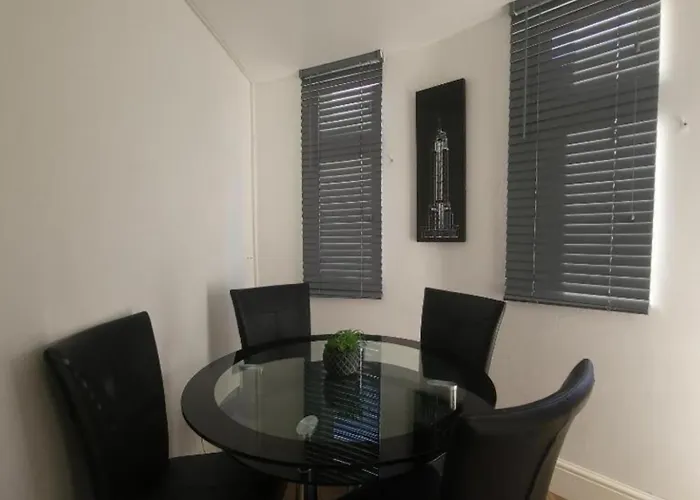 Apartment Suite, 3 Single Beds *